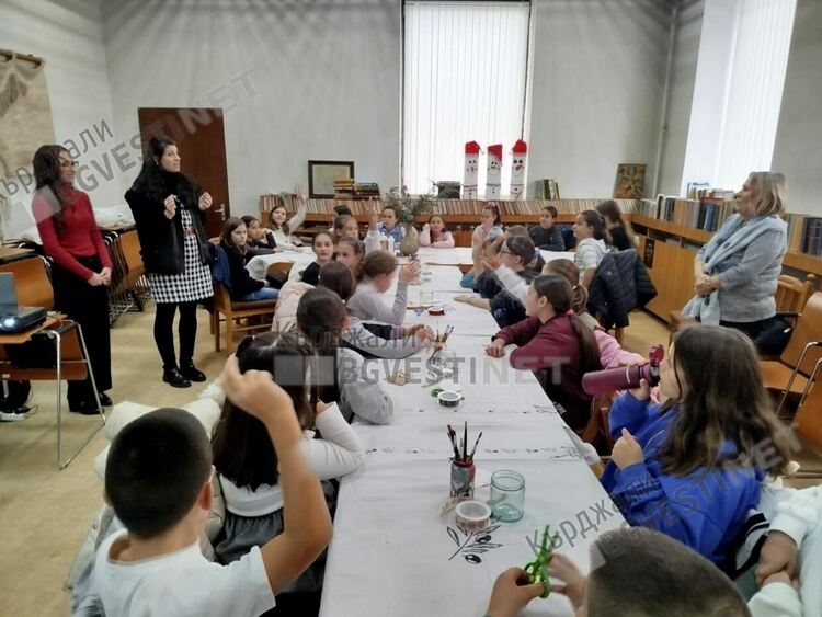 Музеят с Коледна работилница за деца с благотворителна цел