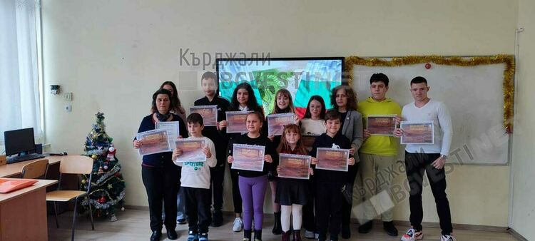  Вокално-фолклорна група „Звънче“ към СУ“Отец Паисий“ с поредно престижно отличие от международен фестивал  