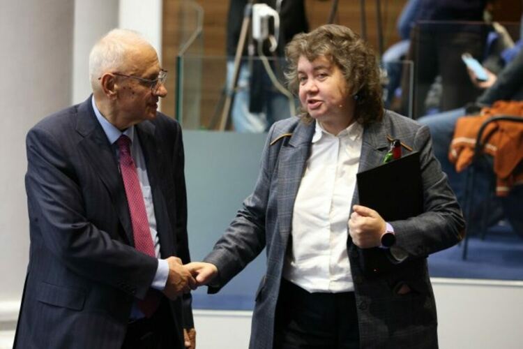 Десети опит за избор на председател на парламента