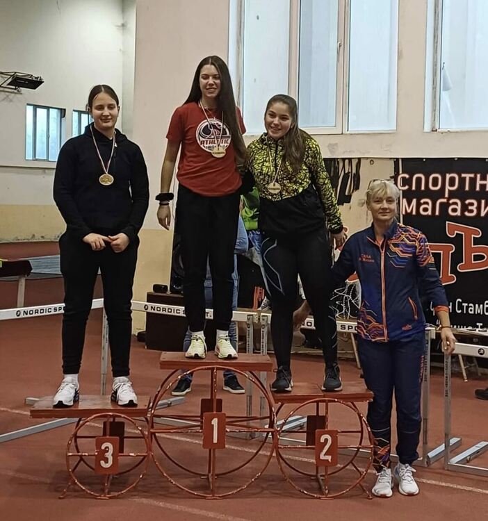 9 медала спечелиха атлетите от Хасково на турнира „Златният шпайк“