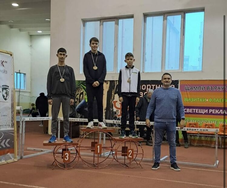 9 медала спечелиха атлетите от Хасково на турнира „Златният шпайк“