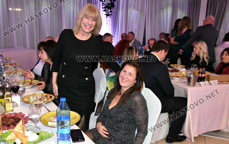 „Ротари клуб Хасково Аида - 20 години в служба на обществото“