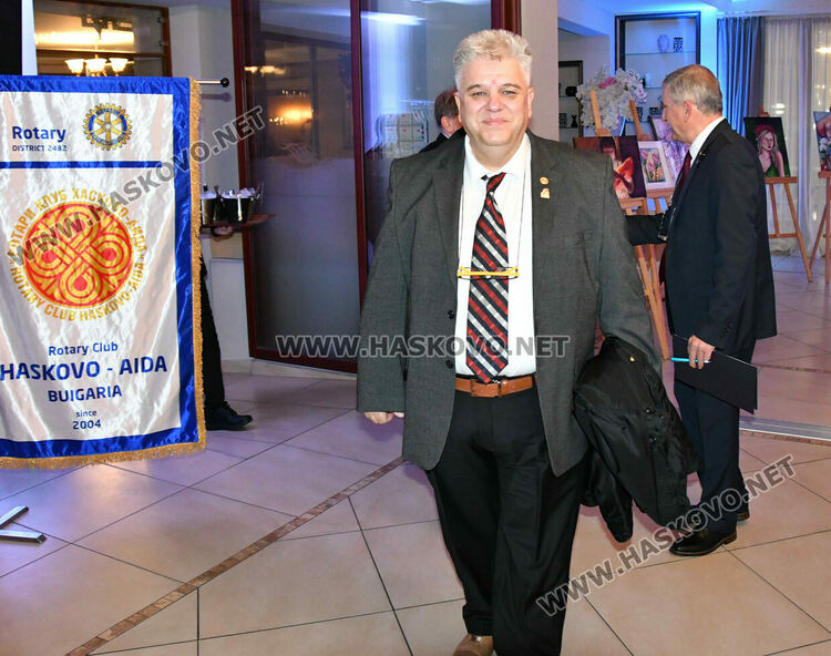 „Ротари клуб Хасково Аида - 20 години в служба на обществото“