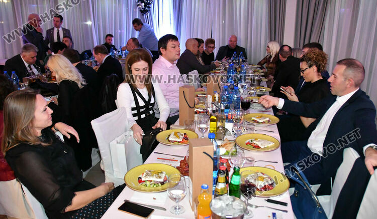 „Ротари клуб Хасково Аида - 20 години в служба на обществото“