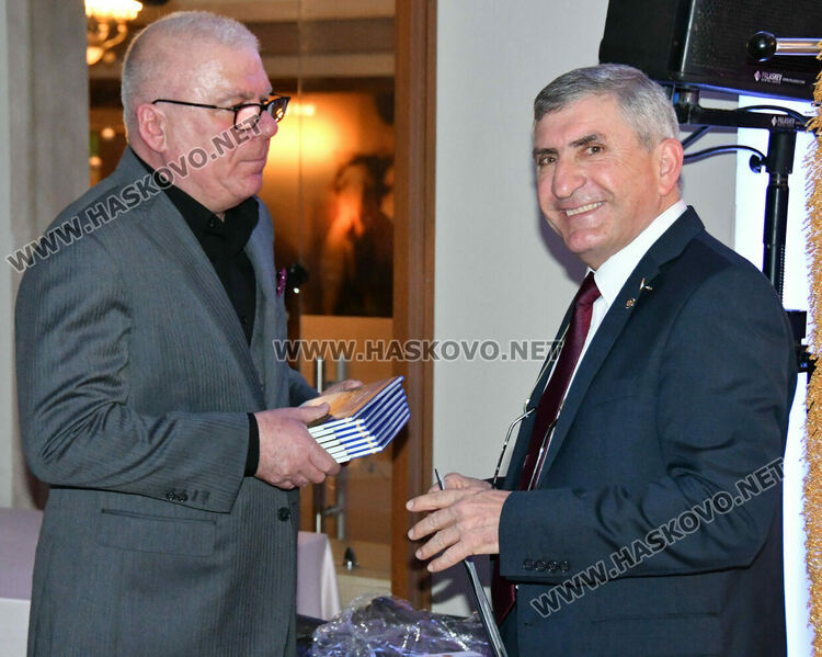 „Ротари клуб Хасково Аида - 20 години в служба на обществото“