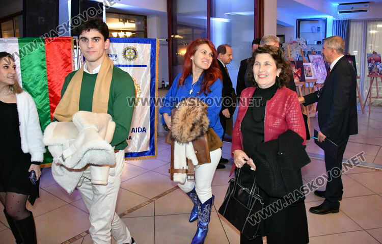 „Ротари клуб Хасково Аида - 20 години в служба на обществото“