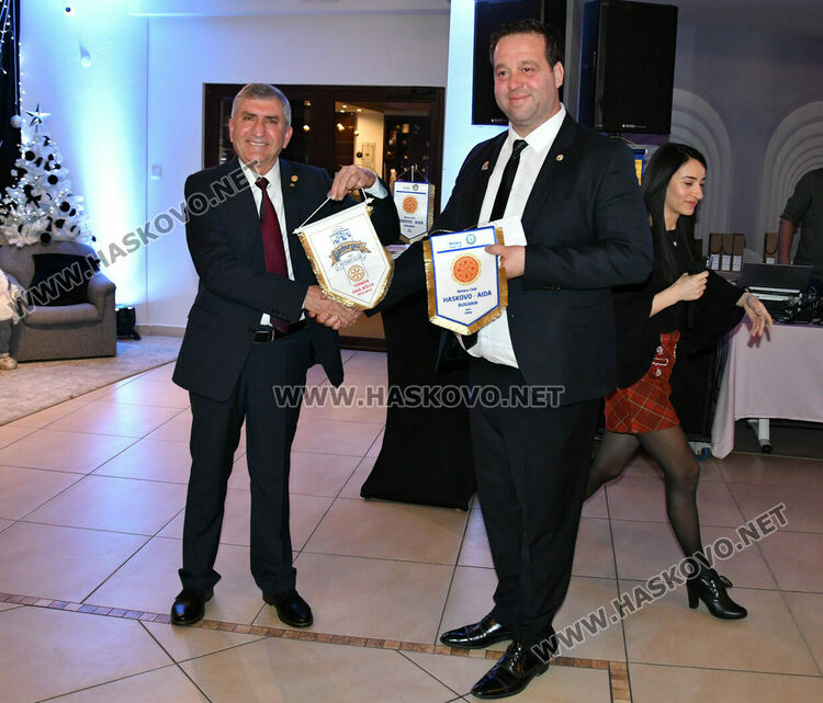 „Ротари клуб Хасково Аида - 20 години в служба на обществото“