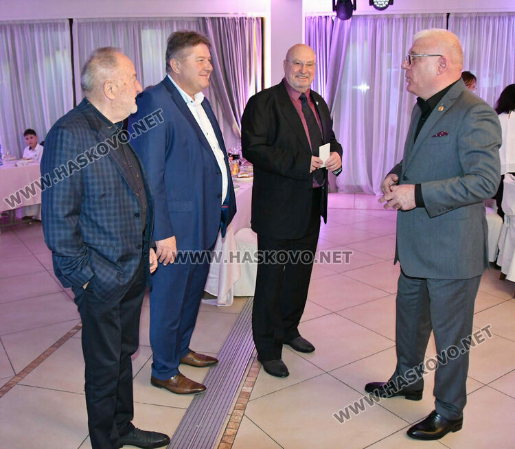 „Ротари клуб Хасково Аида - 20 години в служба на обществото“