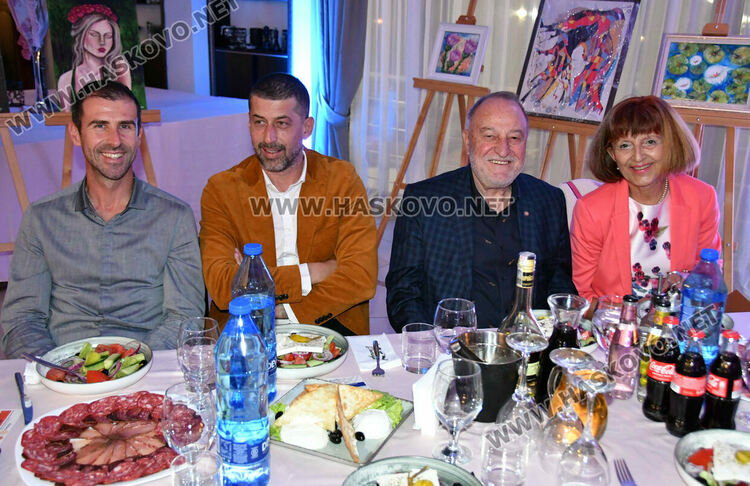 „Ротари клуб Хасково Аида - 20 години в служба на обществото“