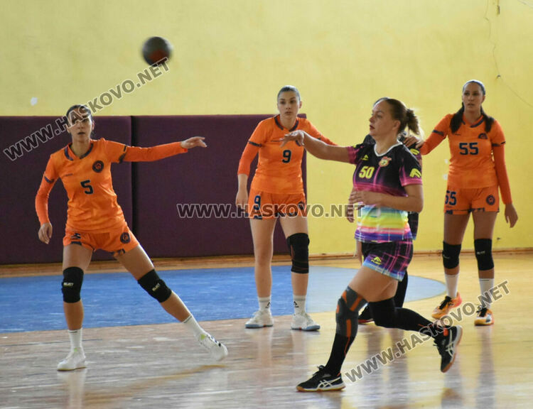 „Сливница“ си взе мача в Хасково