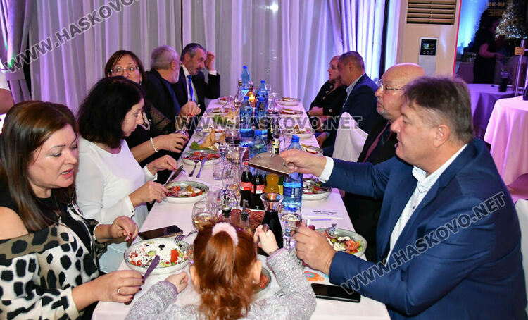 „Ротари клуб Хасково Аида - 20 години в служба на обществото“