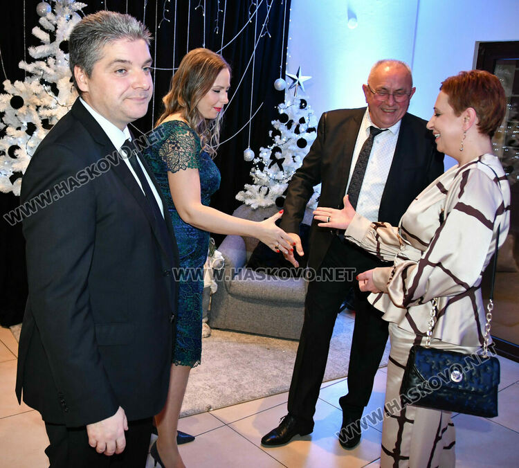 „Ротари клуб Хасково Аида - 20 години в служба на обществото“