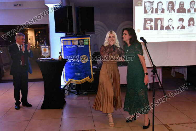 „Ротари клуб Хасково Аида - 20 години в служба на обществото“