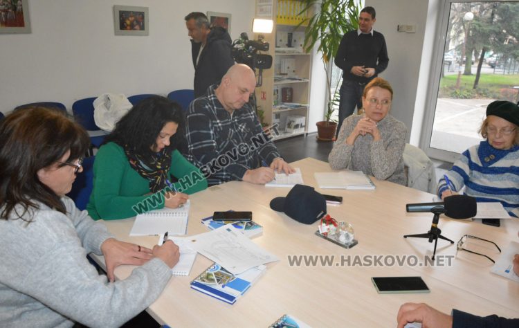 Над 1000 души са консултирани през годината от ОИЦ Хасково