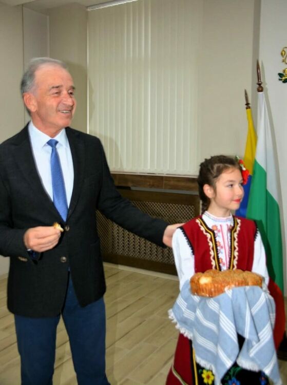 Коледари навестиха община Асеновград 