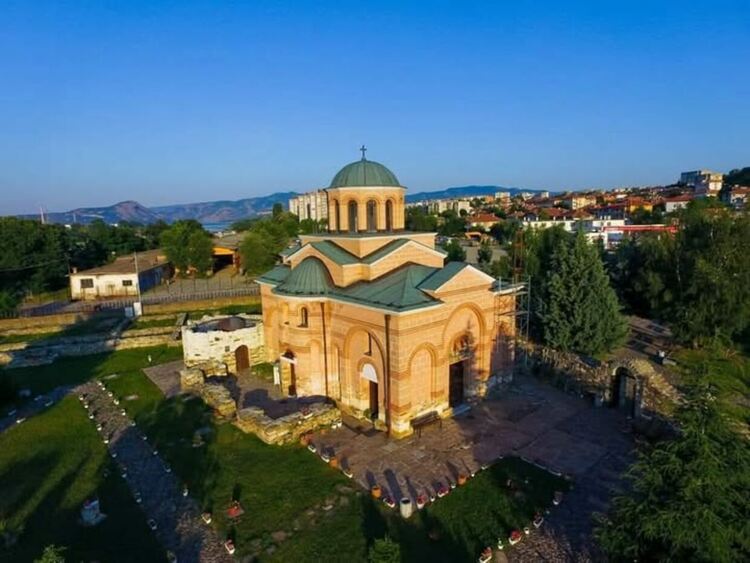 Манастирът "Св.Йоан Предтеча" в Кърджали с кулинарно изложение на постни ястия