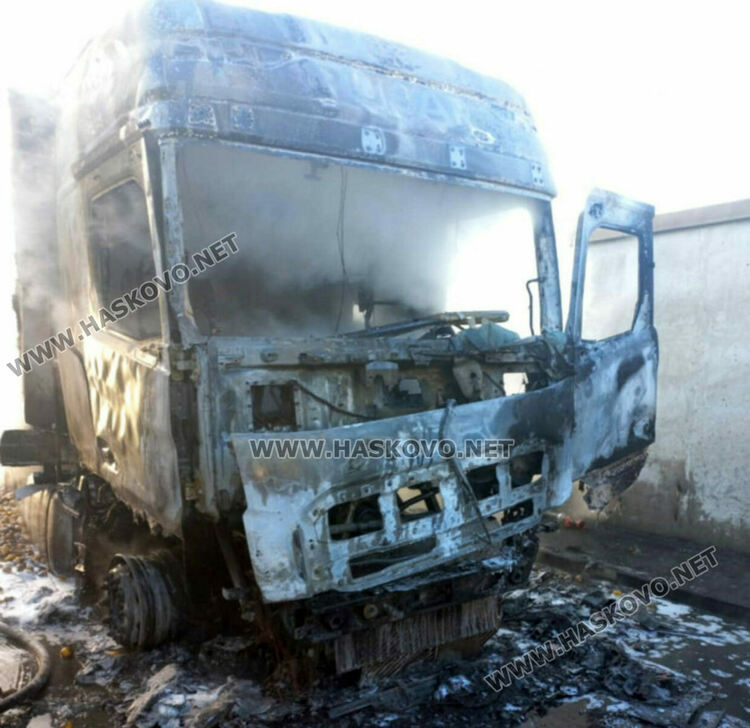 Тир с лимони изгоря на ГКПП Капитан Андреево