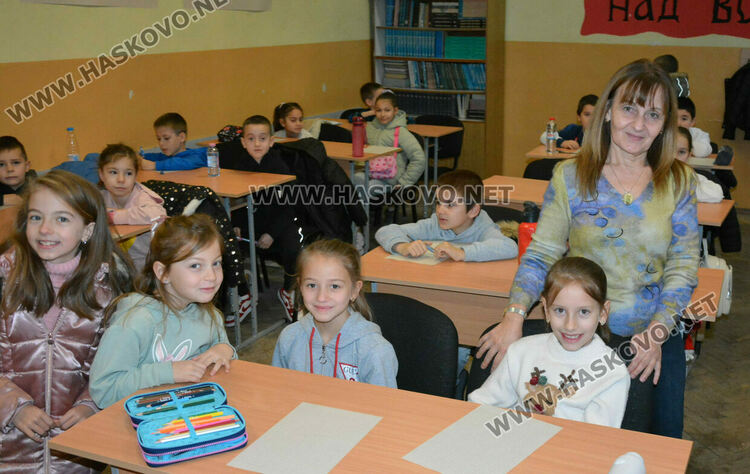 Около 500 деца се явиха на Коледно математическо състезание в Хасково