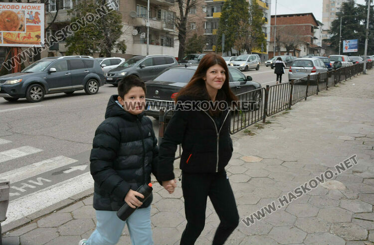 Около 500 деца се явиха на Коледно математическо състезание в Хасково