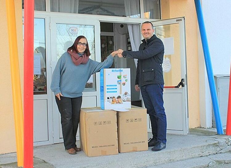 Ротарианците от Димитровград реализираха проект за по-чист въздух за най-малките