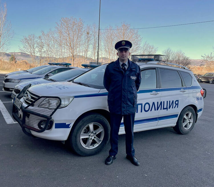 Граждани изразяват признателност към полицай от РУ-Кърджали за професионално разрешаване на техен проблем