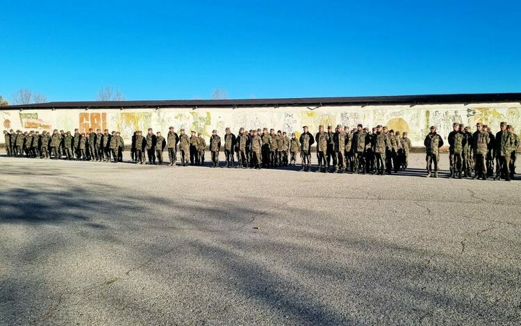 Провеждане на ритуал по приемане на новопридобита техника за разузнаване във Военно формирование 24490