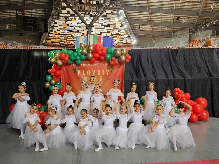 Балет „Рона“ завърши 2024 година с успехи в Пловдив   