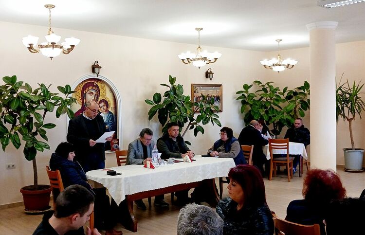 Колективът на фабрика "Искра" изпраща трудна, но сравнително успешна година