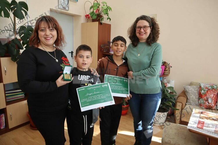 Ученици от ОУ"П.Яворов" обраха наградите на ЕКО конкурса "Зеленият град"