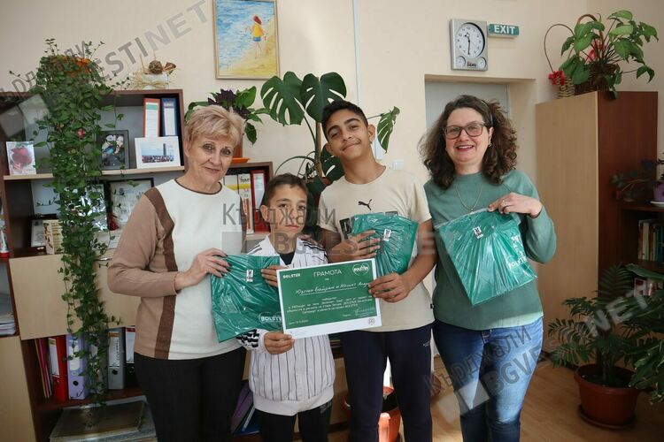 Ученици от ОУ"П.Яворов" обраха наградите на ЕКО конкурса "Зеленият град"