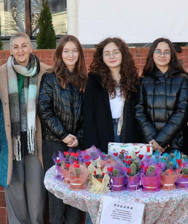 Всички кактуси вече си имат дом!