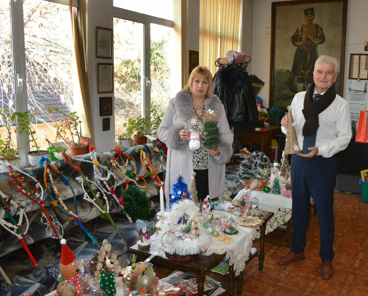 Тракийци изпращат подаръци в Одрин, закупени от благотворителния базар в Хасково