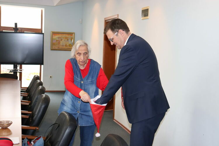 Почетните граждани на Хасково на предпразнична среща в Общината