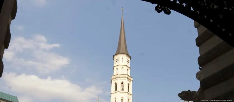 Бившият шеф на Wirecard Ян Марсалек очевидно е ползвал за своите предполагаеми шпионски действия в полза на Русия повече персонал, отколкото се знаеше досега. Включително още една българка във Виена.