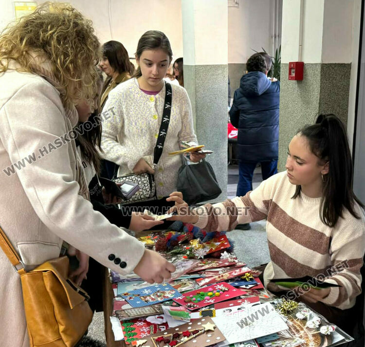 6500 лева бяха събрани от благотворителния базар в училище „Св. Паисий Хилендарски“