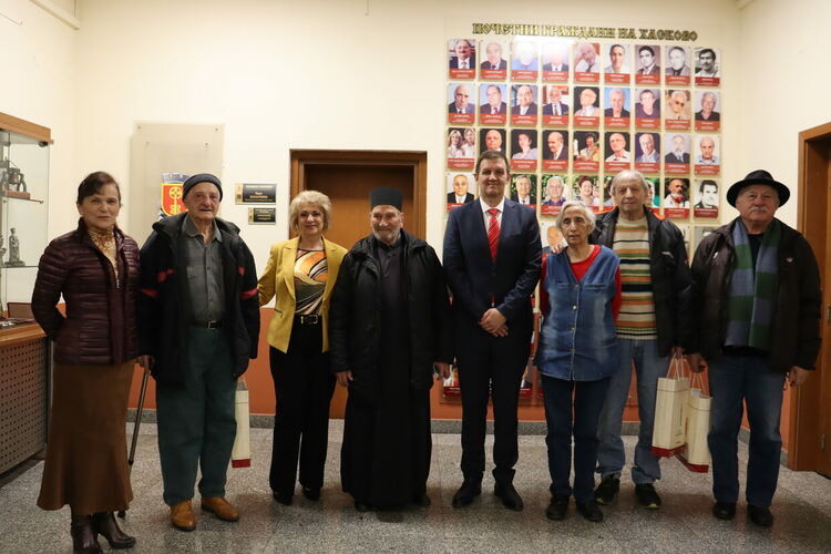 Почетните граждани на Хасково на предпразнична среща в Общината