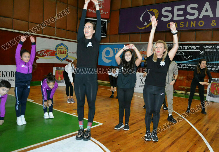 Спортисти от Хасково се включиха в благотворителна тренировка