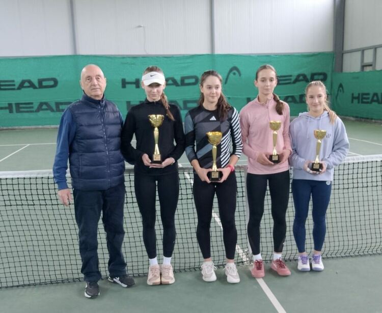 Шиков и Тонева триумфираха на Държавното първенство по тенис в Хасково