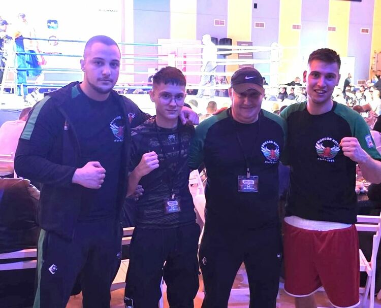 “Галантният” се завърна на боксовия ринг