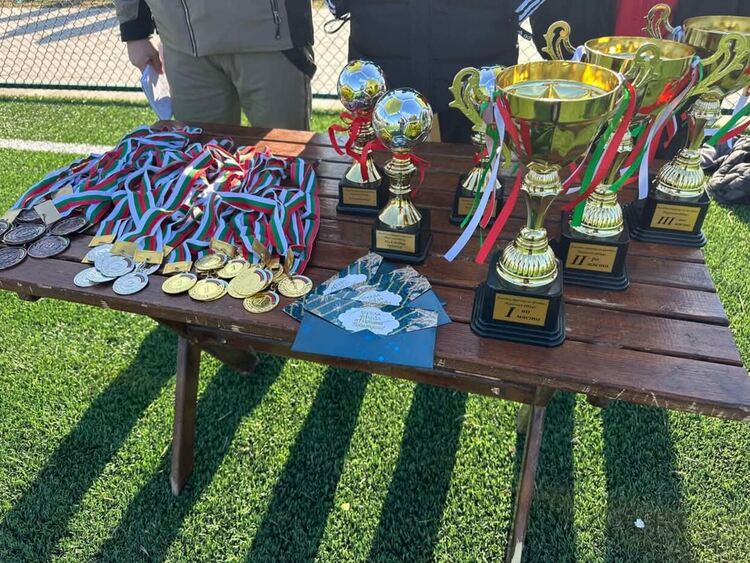  ,,Свежо отборче” грабна победата в Коледния турнир по футбол