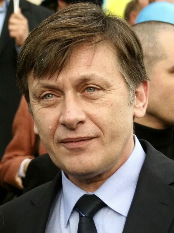 Крин Антонеску