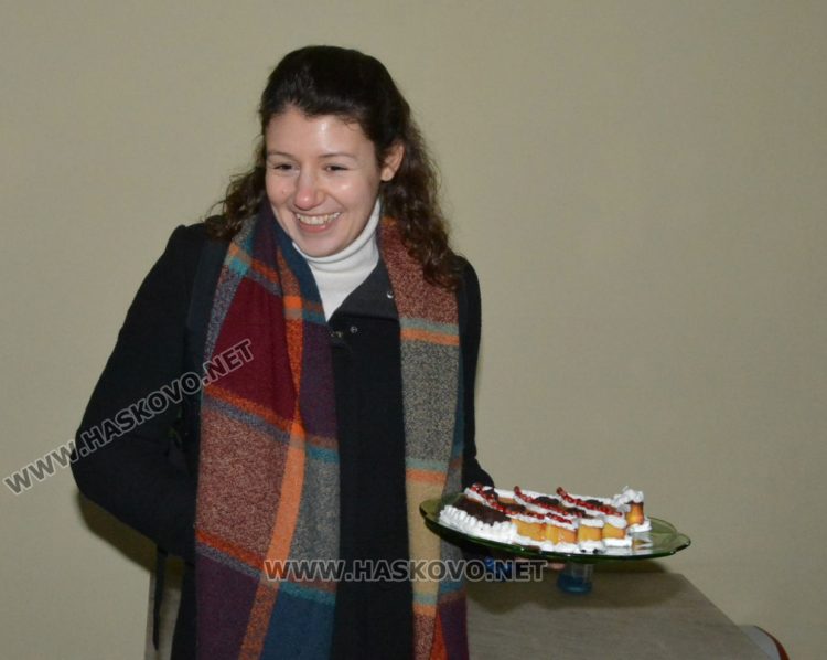 Млади учени споделят опит и знания с децата от хасковския клуб по астрономия