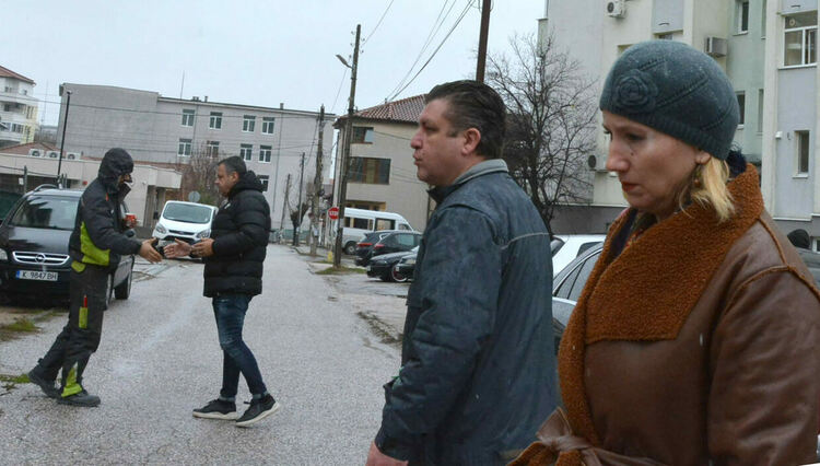 ДНСК провериха пропадналата улица в кв. „Бадема“ в Хасково