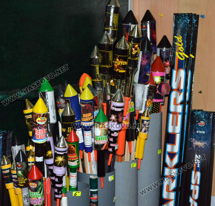 Между 20 и 200 лв. струва празничната заря за Нова година