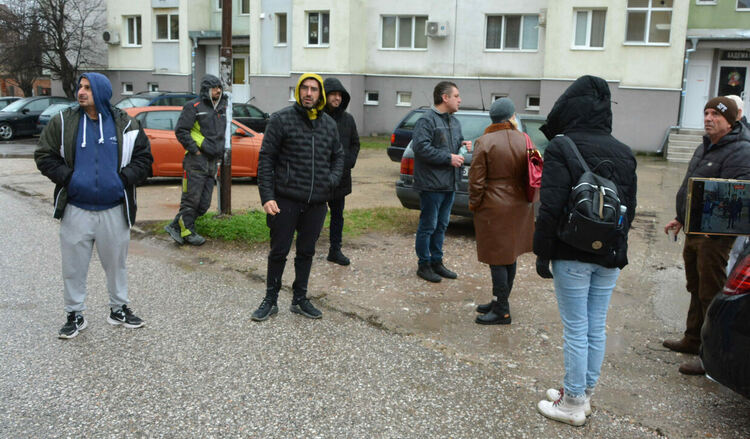 ДНСК провериха пропадналата улица в кв. „Бадема“ в Хасково