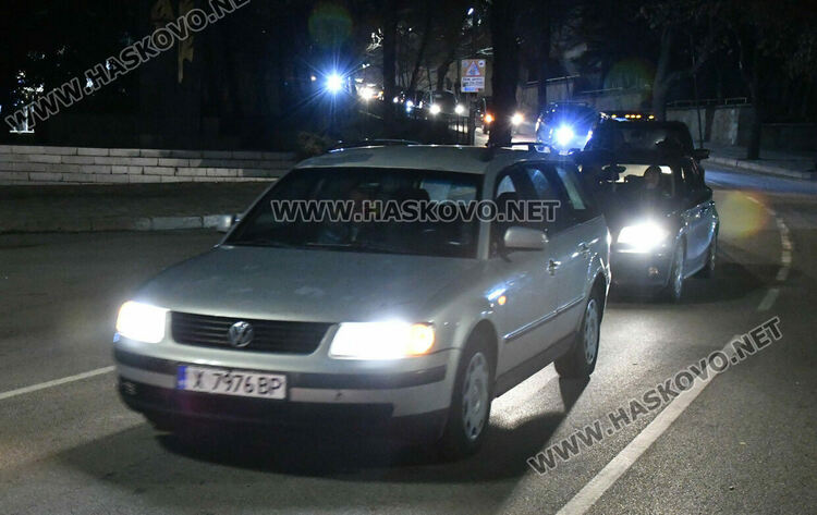 Десетки автомобили се включиха в благотворителното шествие в помощ на Станимир