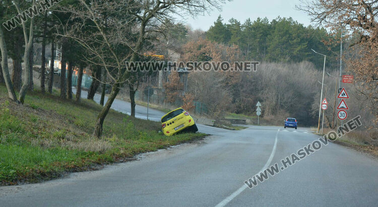 Такси катастрофира в района на Кенана, шофьорът е в болница 