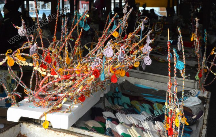 Сурвачките от 8 до 20 лева в Хасково