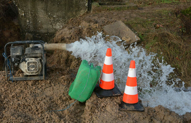 Авария на главен водопровод остави няколко квартала в Хасково без вода