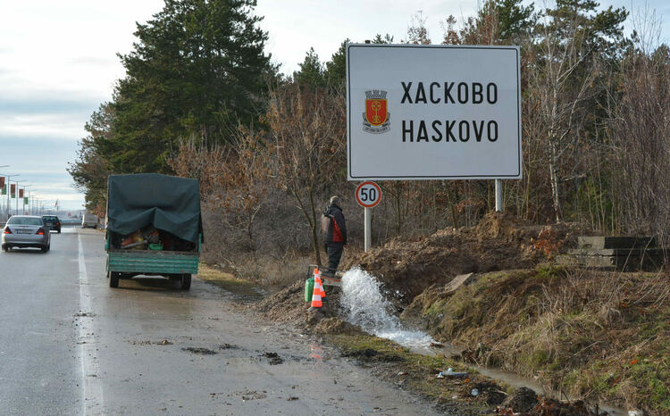 Авария на главен водопровод остави няколко квартала в Хасково без вода